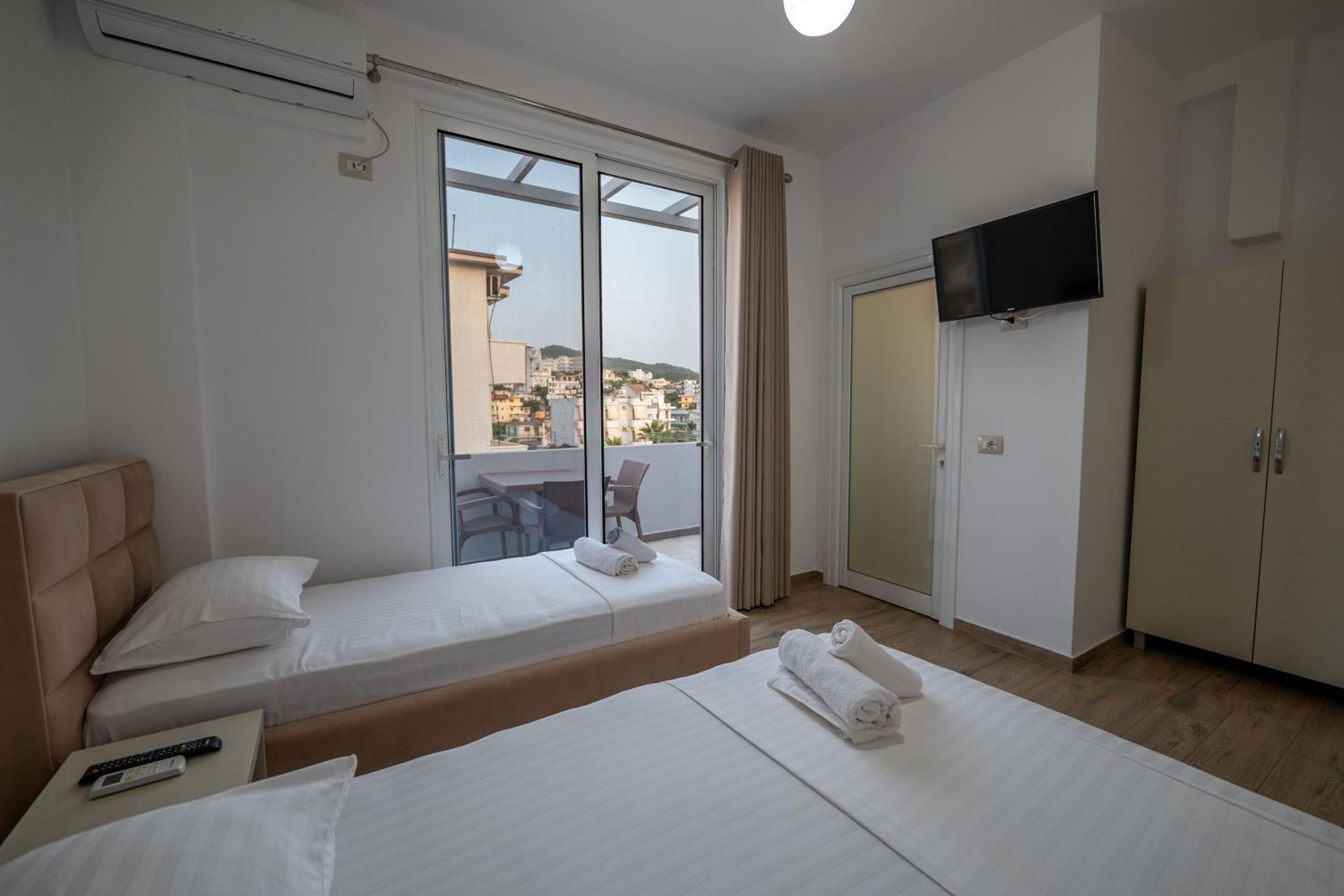 Hotel Veliaj クサミル エクステリア 写真