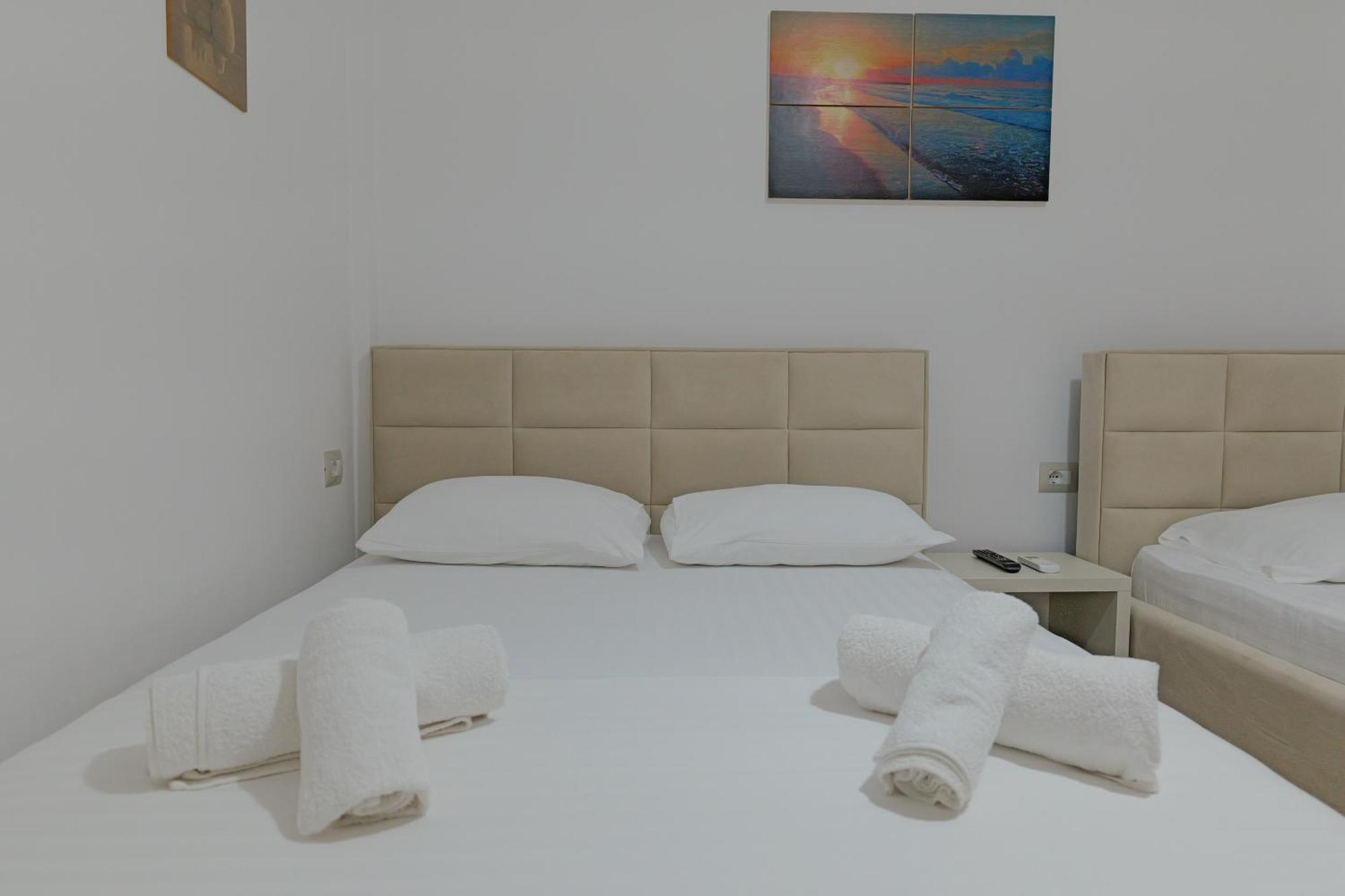 Hotel Veliaj クサミル エクステリア 写真
